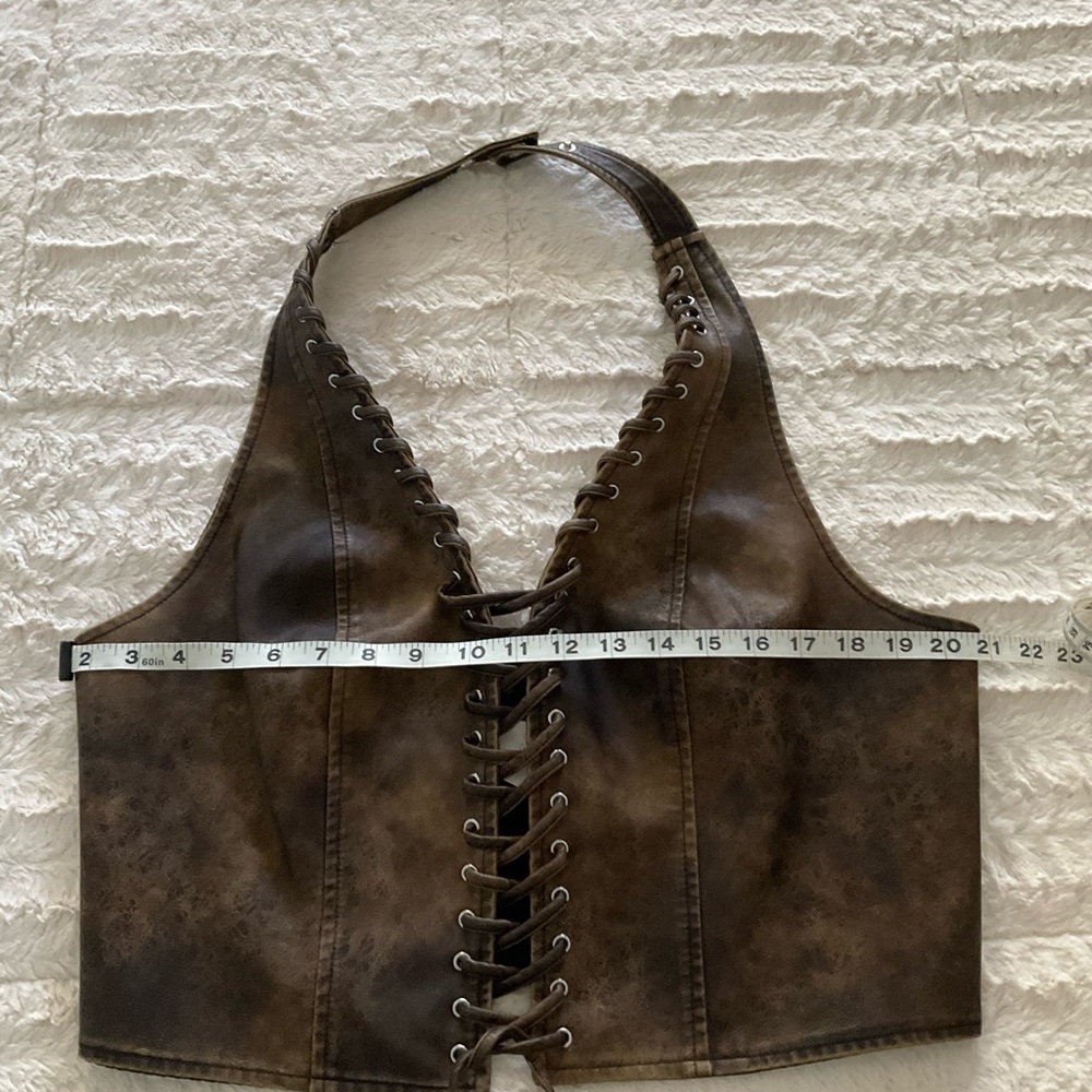 UO Tali Faux Leather Lace-Up Halter Top NWT - Picture 2 of 5